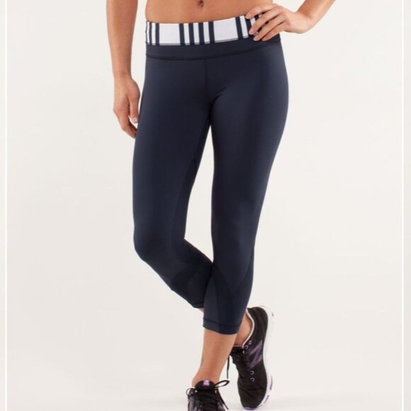 Lululemon Run: Inspire Crop II Inkwell / Ocean Stripe Inkwell - Picture 1 of 14